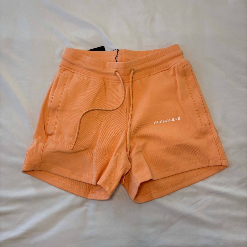 Alphalete NWT Essential Core Orange Frost Shorts- Size‎ Small